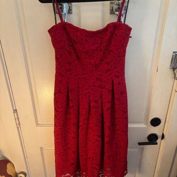 NWT Vera Wang Lacey Dress With Removable Straps Sz 8 - Picture 7 of 13